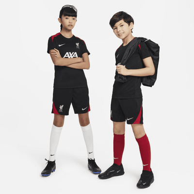 Shorts de fútbol de tejido Knit Nike Dri-FIT para niños talla grande Liverpool FC Strike