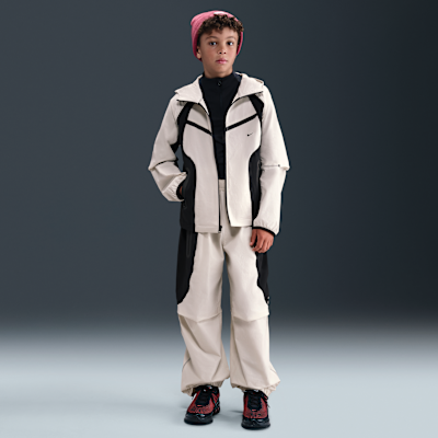 Chamarra de tejido Woven para niños talla grande Nike Tech