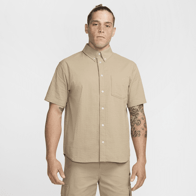 Chemise à manches courtes et boutons Nike Life en seersucker pour homme