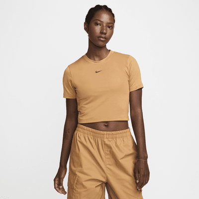 Nike Sportswear Essential Women's Slim Cropped T-Shirt