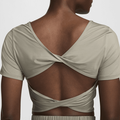 Nike One Classic Dri-FIT Twist-Crop Top mit kurzen Ärmeln für Damen