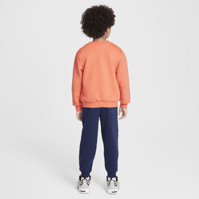 Nike Sportswear Powder Play 2-teiliges, leichtes Fleece-Rundhalsshirt-Set für jüngere Kinder