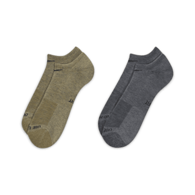 Nike Everyday Plus Cushioned No-Show Socks (2 Pairs)