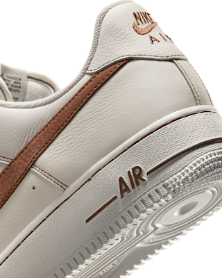 Nike Air Force 1 '07 LV8