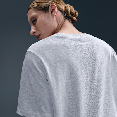 Nike Sportswear Essential Women's T-Shirt