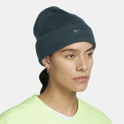 Nike Peak Standard Cuff Metal Swoosh Beanie