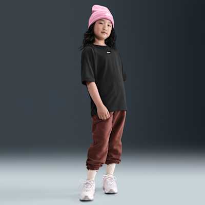 Nike Sportswear extragroßes T-Shirt für ältere Kinder (Mädchen)