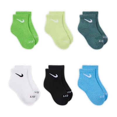 Nike Dri-FIT Performance Basics Little Kids' Quarter Socks (6 Pairs)