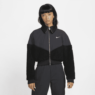 nike icon sportswear clash