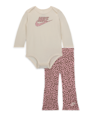 Детские тайтсы Nike Wild Warmth Baby (0-9M) Bodysuit and Leggings Set