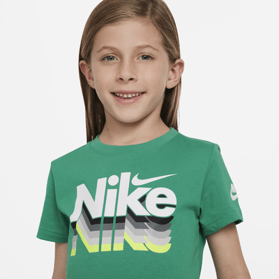 Playera estampada para niño talla pequeña Nike Retro Fader