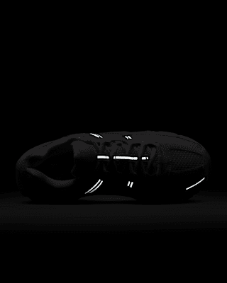 Nike Zoom Vomero 5