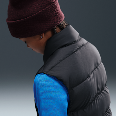 Nike Sportswear All Day Play Older Kids' Therma-FIT Loose-Fit Puffer Gilet