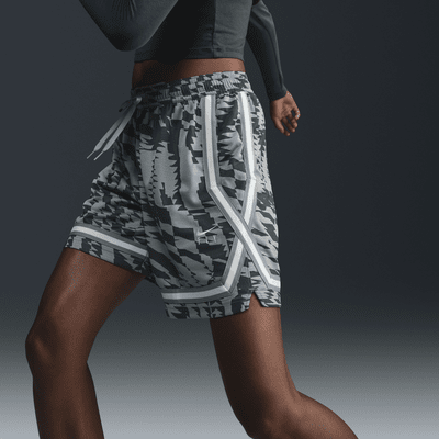 Nike Swoosh Fly Crossover Basketballshorts mit Dri-Fit-Technologie (Damen)