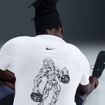 Nike Men's T-Shirt