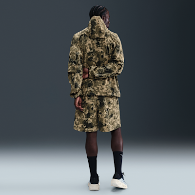 Shorts de tejido Woven Dri-FIT camuflajeados para hombre Nike Tech
