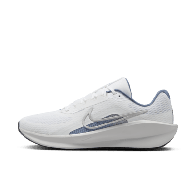 Tenis de correr en pavimento para hombre Nike Downshifter 13