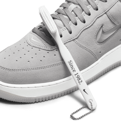 Nike Air Force 1 Low Retro Men's Shoes