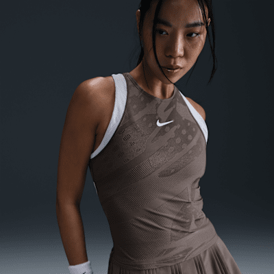 NikeCourt Slam