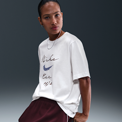 Playera de ajuste holgado para mujer Nike Sportswear Essentials