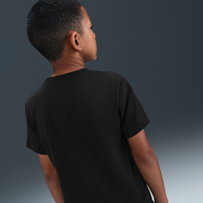Playera para niños talla grande Nike Sportswear