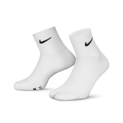 bur Slumkvarter Se igennem Nike Everyday Plus Lightweight Ankle Split-Toe Socks. Nike LU