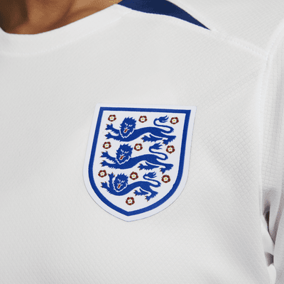 Jersey de fútbol Nike Dri-FIT de Inglaterra local 2023 Stadium para mujer