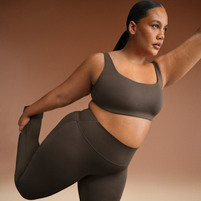 NikeSKIMS Matte Women's High-Waisted Slim Flared Leggings