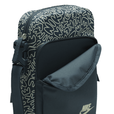 Nike Heritage Cross-Body Bag (4L)