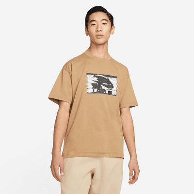 Nike Men's T-Shirt. Nike SG