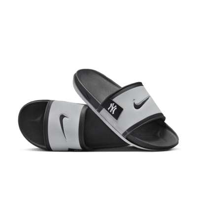 Nike Offcourt (New York Yankees) Offcourt Slides