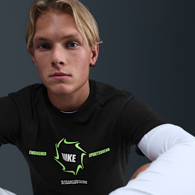 Nike Sportswear Men's T-Shirt