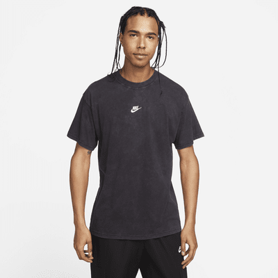 Nike Sportswear Club Men's T-Shirt. Nike UK