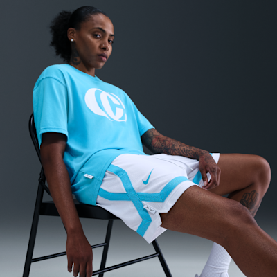 Caitlin Clark Nike Women's Crossover Dri-FIT 5" Basketball Shorts
