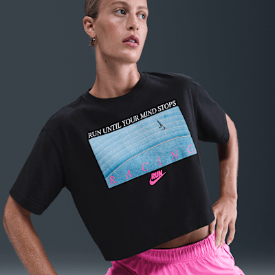 Nike Sportswear Club Women's Cropped T-Shirt