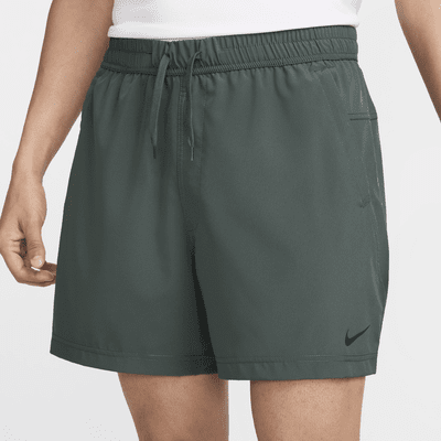 Nike Form Men's Dri-FIT 5" Unlined Versatile Shorts