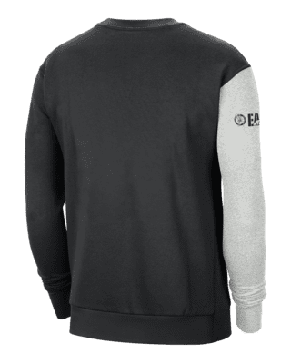 Boston Celtics Courtside Men's Nike NBA Fleece Sweatshirt. Nike.com