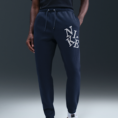 Nike Sportswear Club Men's Cuffed Fleece Joggers