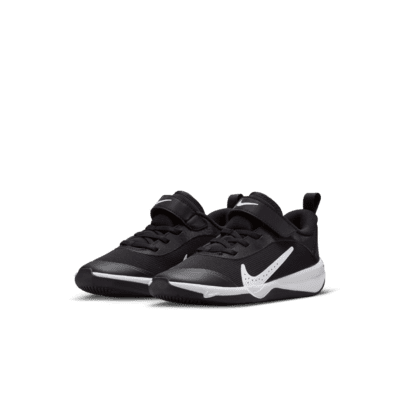 Calzado para niños de preescolar Nike Omni Multi-Court. Nike.com