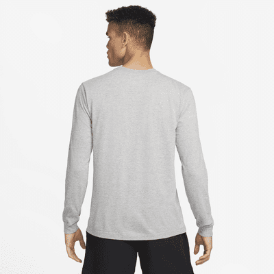 Nike Sportswear Men's Long-Sleeve T-Shirt