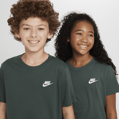 Nike Sportswear T-Shirt für ältere Kinder