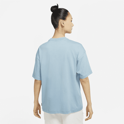 Nike Sportswear Swoosh Women's Short-Sleeve Top