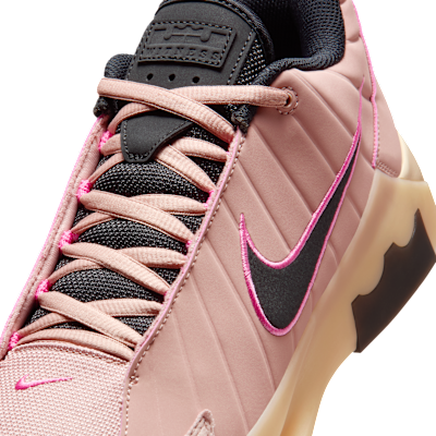 LeBron Witness 9 Basketball Shoes
