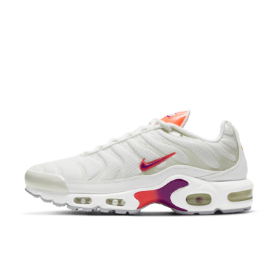 light pink nike air max plus