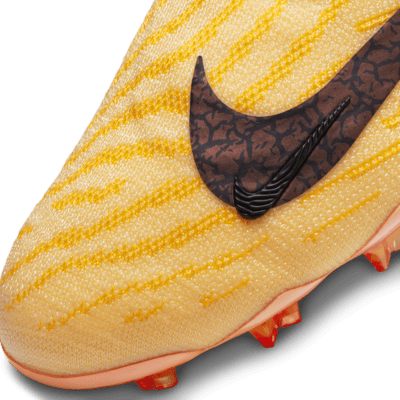 Nike Gripknit Phantom GX Elite Dynamic Fit FG SE Firm-Ground Football Boot