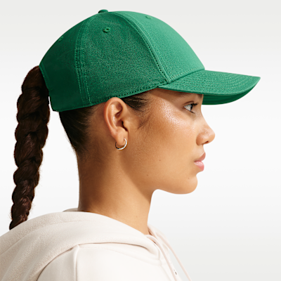 Nike Dri-FIT Club Structured Metal Logo Cap