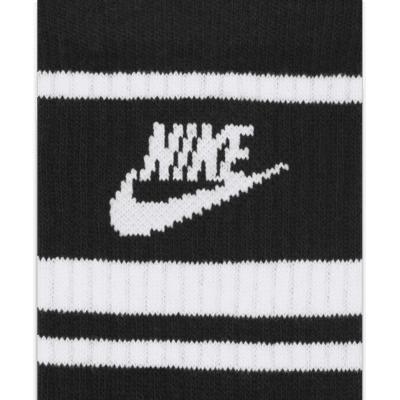Nike Sportswear Essential Crew Socks (3 Pairs)