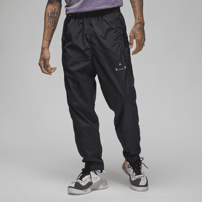 nike windbreaker pants with pockets