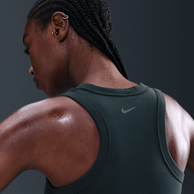 Camiseta de tirantes Dri-FIT cropped para mujer Nike One Fitted