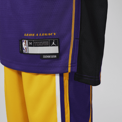 Los Angeles Lakers Statement Edition Older Kids' Nike Dri-FIT Swingman Jersey